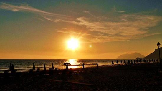 Апартаменты Sandy Coast Hospitality Агиос-Гордиос Экстерьер фото
